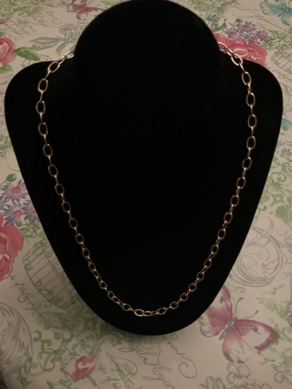 Origami Owl Gold Oval Link Necklace 20 inch